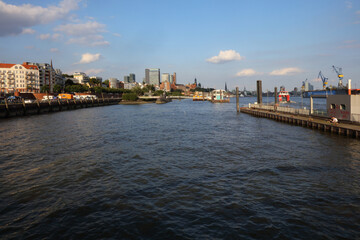 Fototapeta na wymiar Hamburg Hafen / Hamburg Harbour