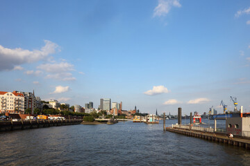 Naklejka premium Hamburg Hafen / Hamburg Harbour