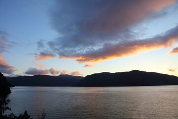 Sonnenaufgang - Sognefjord bei Fresvik / Sunrise - Sognefjorden near Fresvik /