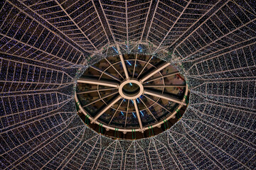 dome of the ceiling of a building in the arab emirates