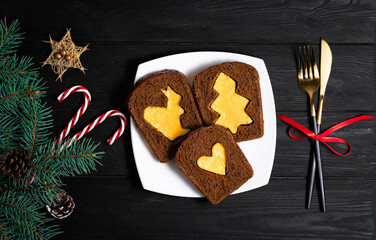 scrambled eggs in toast like Christmas trees and squirrel and heart