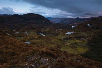 Lev&eacute;e du jour &agrave; Cajas