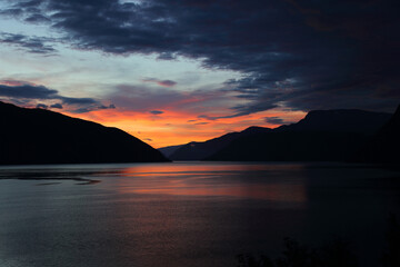 Sonnenaufgang - Sognefjord bei Fresvik / Sunrise - Sognefjorden near Fresvik /