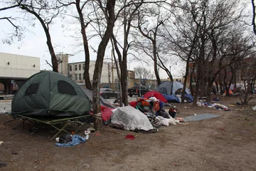 Foto op Aluminium Homeless tent city on Chicago's Near West Side © John