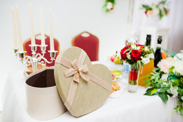 beautifully set table at a wedding banquet with delicious food and alcohol