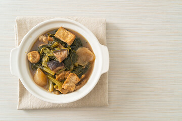 Chinese vegetable stew  with tofu or mixture of vegetables soup