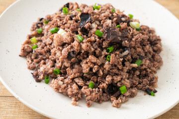 Stir-fried Chinese Olives with Minced Pork