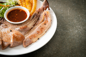 grilled pork chop steak with Thai spicy dipping sauce