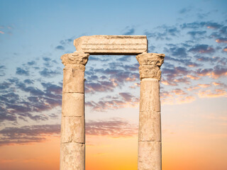 Fototapeta premium Detail close up View of Temple of Hercules roman temple remains in Amman citadel, Jordan at sunset.