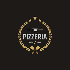 Fototapeta premium Vintage Classic Emblem Badge Spatula Pizza Pizzeria Logo Design Inspiration