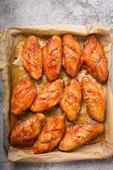 A plate of Orleans grilled chicken wings