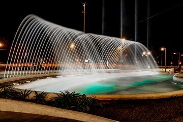 Atracci&oacute;n de agua en el Centro Comercial El Saler (Valencia-Espa&ntilde;a)