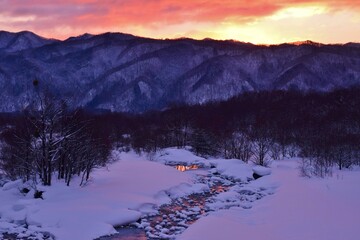 雪国の朝　冬の朝の風景