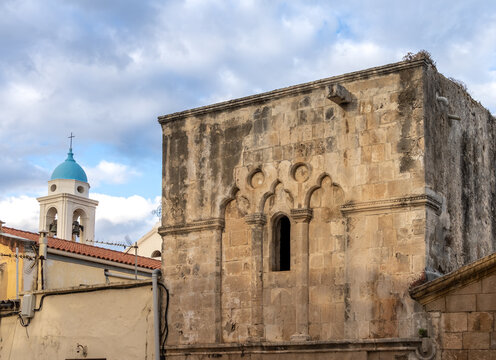 The Franciscan Monastery of Agios Fragkiskos, the largest Venetian church of Chania, Crete, Grrece. Situated at Halidon Street. It used to host Archaeological Museum.