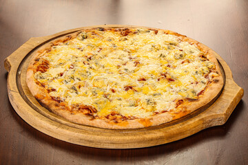 Italian traditional Pizza four cheeses