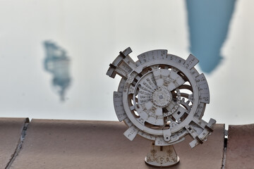 Details of a nice wooden perpetual calendar: Happy new year 2022