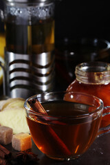 Hot tea with lemon and ginger	