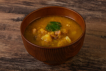 Pea soup with smoked meat