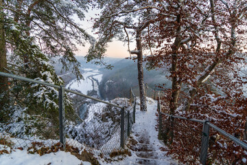 Fototapeta na wymiar Donautal im Winter