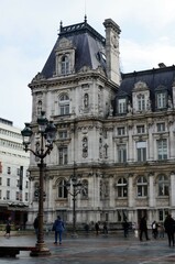 Fototapeta na wymiar the facade of the city hall of Paris