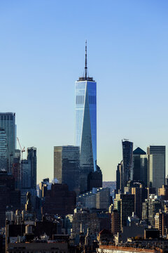 early morning city skyline of Lower Manhattan and the Freedom tower © Kathy images