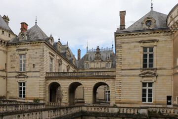Fototapeta na wymiar Sarthe - Château du Lude - Entrée du Château