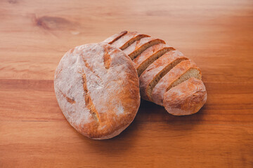 Pan Español hecho con masa madre. Nutritivo y casero.