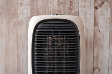 セラミックファンヒーター