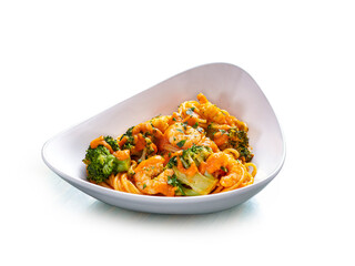 Espaguetis con gambas y brocoli
