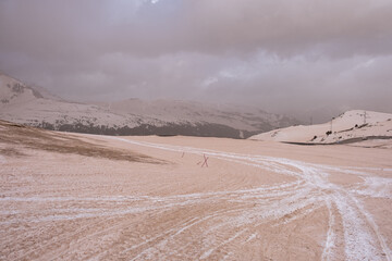 The amazing images of Andorra brown by the dust of the Sahara, named Calima a phenomenon that affected much of Catalonia, southern France and the Valencian community