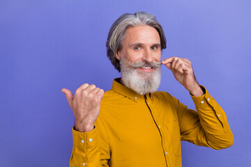 Profile side photo of aged man indicate thumb empty space ads decision select promoter isolated...