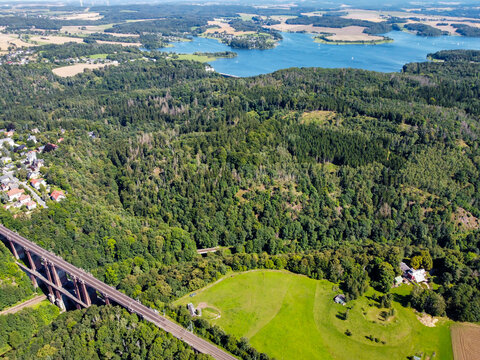 Poehl dam with nature park and Elstertal bridge