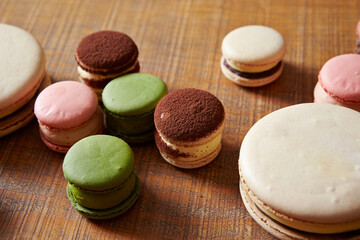 Different types of macarons