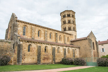 Fototapeta na wymiar medieval, romanesque church in Anzy le Duc in the region Brionnais