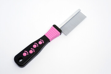 Comb type for removing hairballs and styling cat hair 