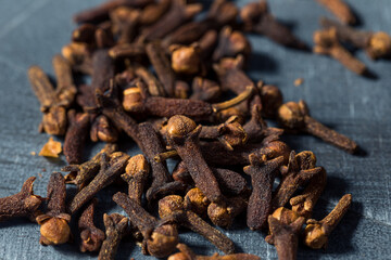 Dry Organic Whole Cloves