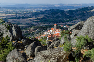 Fototapeta na wymiar View of the medieval village of Monsanto, Portugal