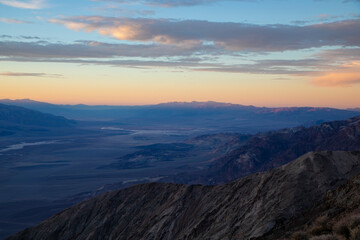 Fototapeta premium sunset over the mountains