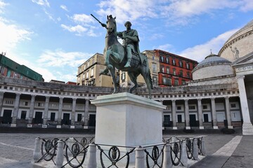 Napoli - Carlo III di Spagna in Piazza del Plebiscito