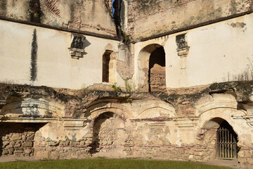 Atardecer en las ruinas de la Recolección. Antigua Guatemala.