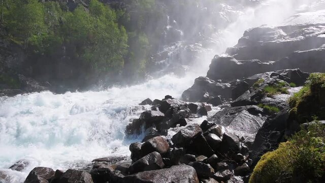 Latefossen is one of the most visited waterfalls in Norway and is located near Skare and Odda in the region Hordaland, Norway. Consists of two separate streams flowing down from the lake Lotevatnet.
