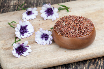 raw uncooked red rice, unpeeled