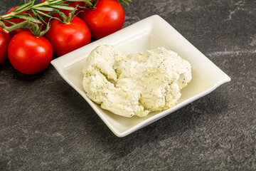 Soft cream cheese with herbs