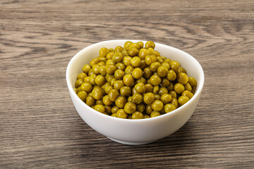 Marinated green pea in the bowl