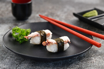 Octopus Nigiri couple