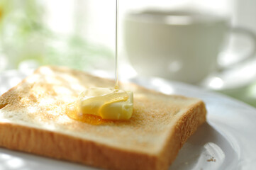 ハニートースト