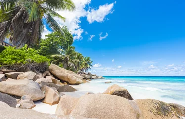 Fototapeten Anse Patates beach in Seychelles © Fyle
