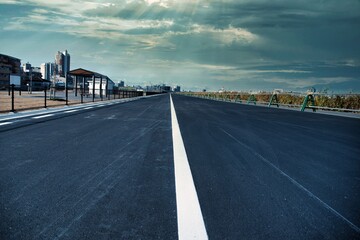 Fototapeta premium road to the city