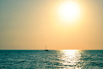 Tramonto Barca Mare