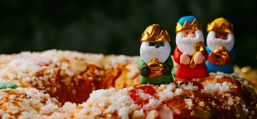 the three wise men on a kings cake, web banner
